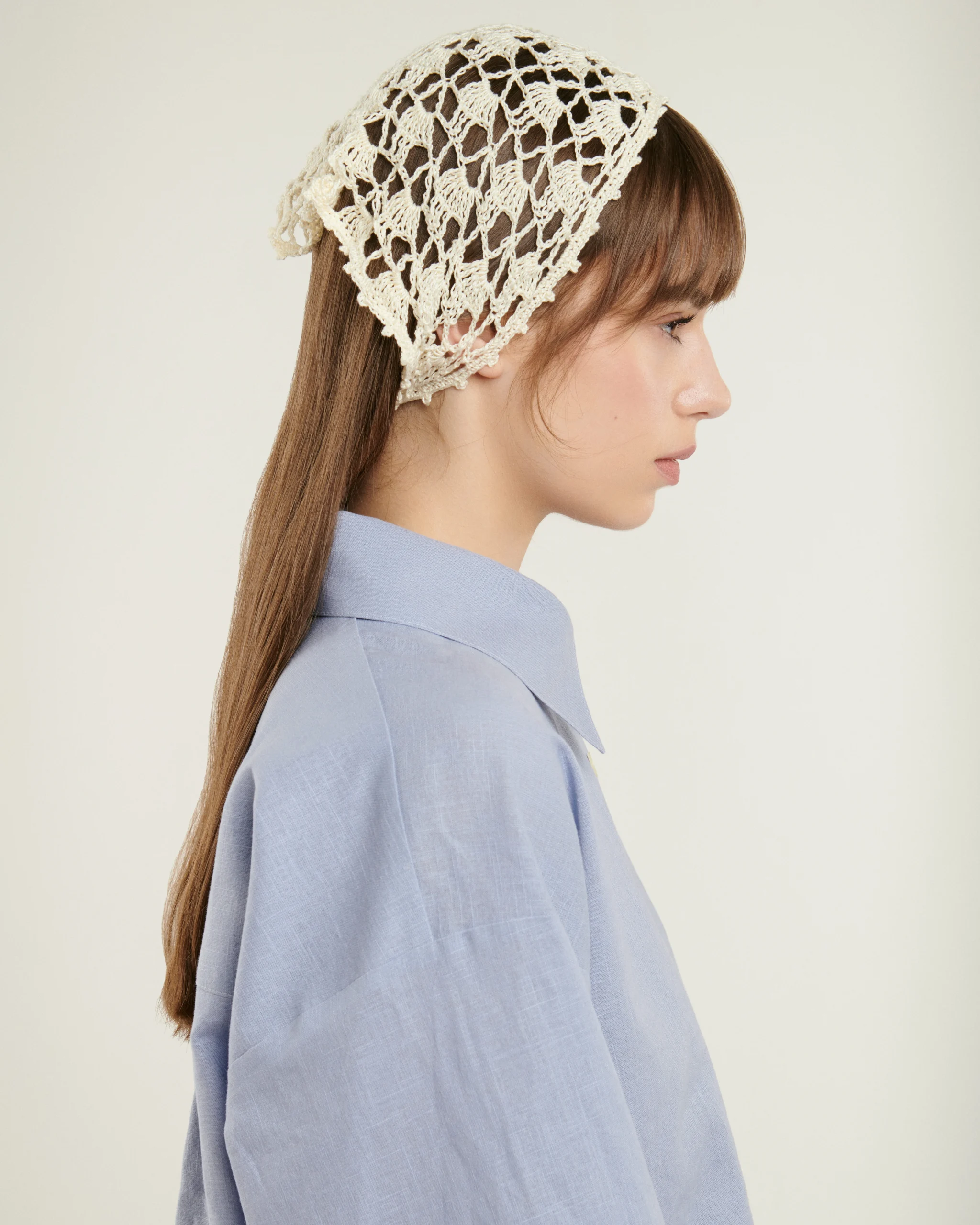 LACE vanilla crocheted scarf